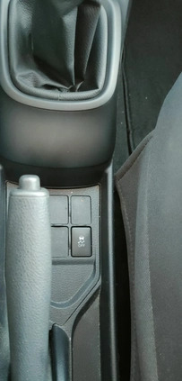 Toyota Yaris cena 40500 przebieg: 79135, rok produkcji 2019 z Częstochowa małe 121